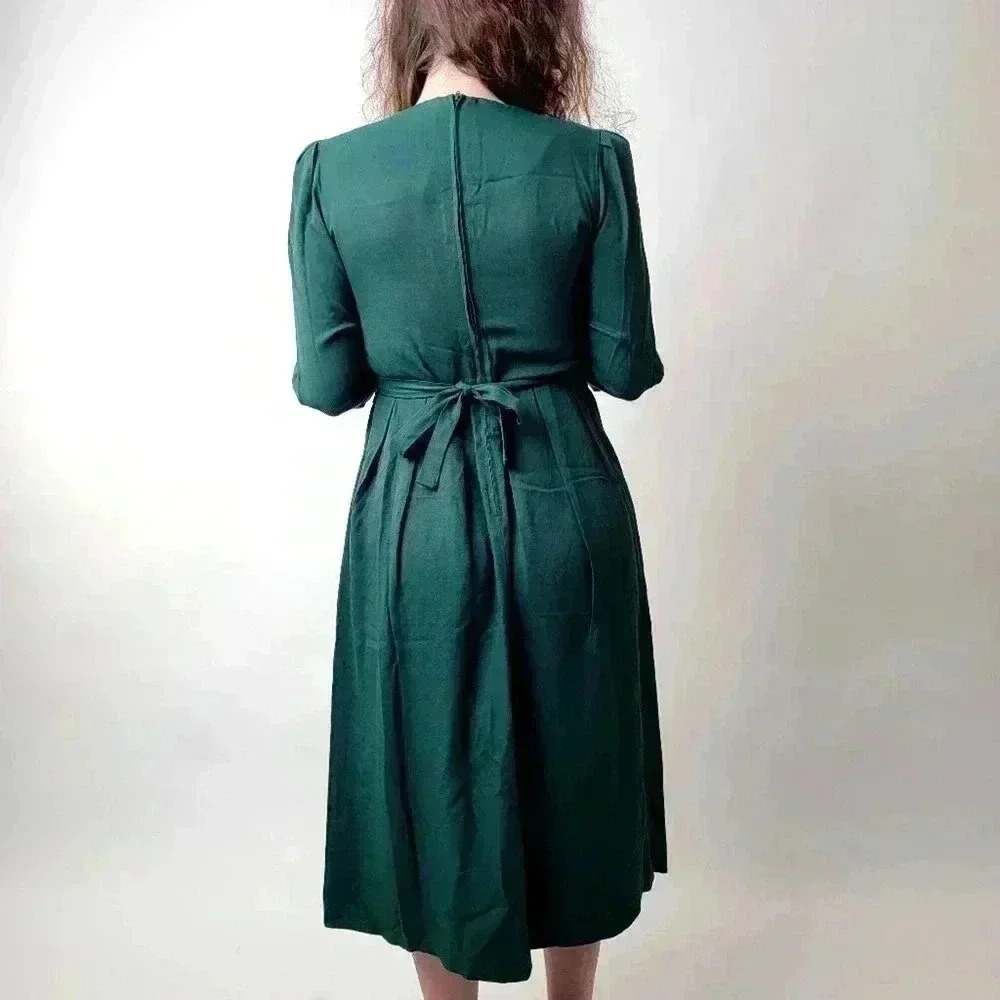 Vintage German Cottagecore Embroidered Emerald Plaid Dress - Picture 6 of 7